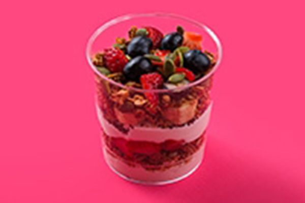 Bardakta Yoğurtlu Granola