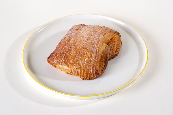 Cheddarlı Jambonlu Kruvasan